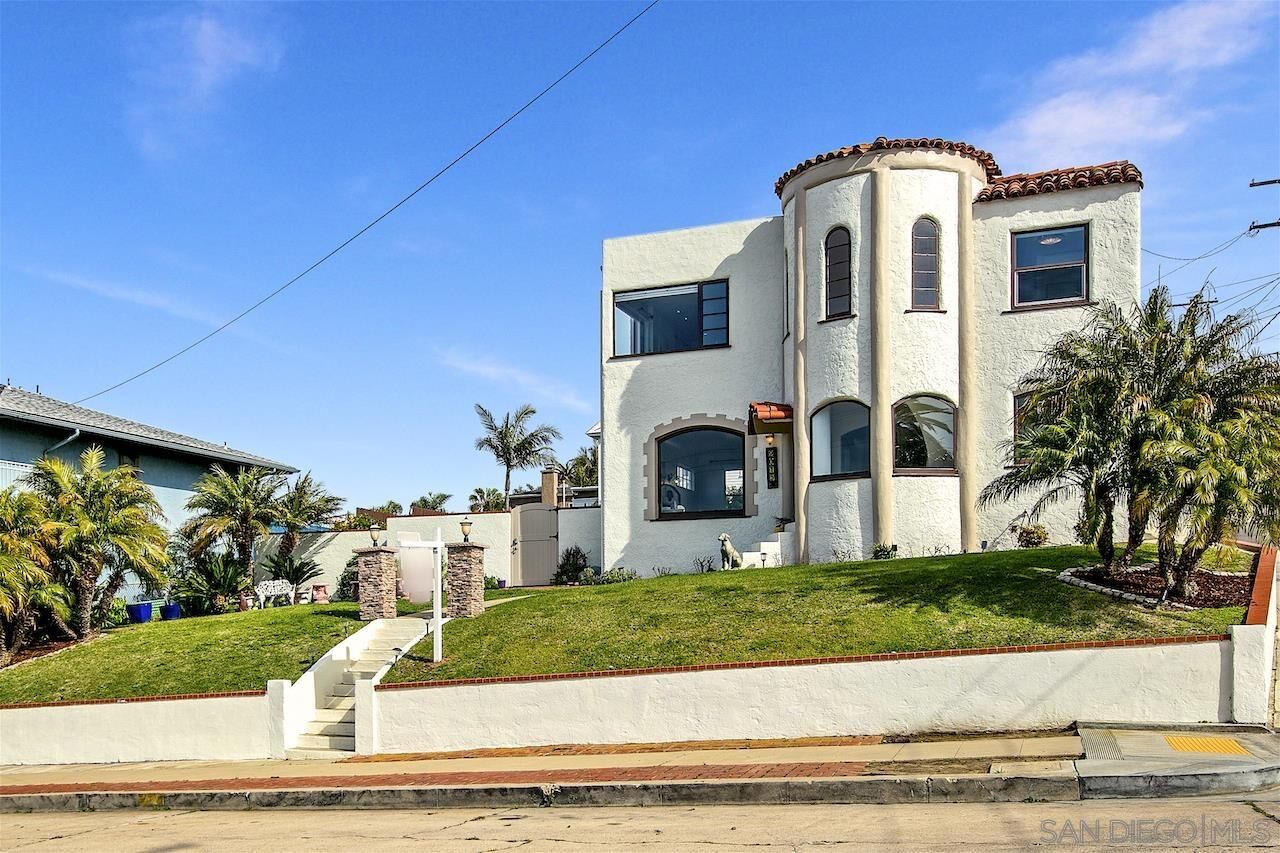 Property Photo:  2075 Guizot Street  CA 92107 