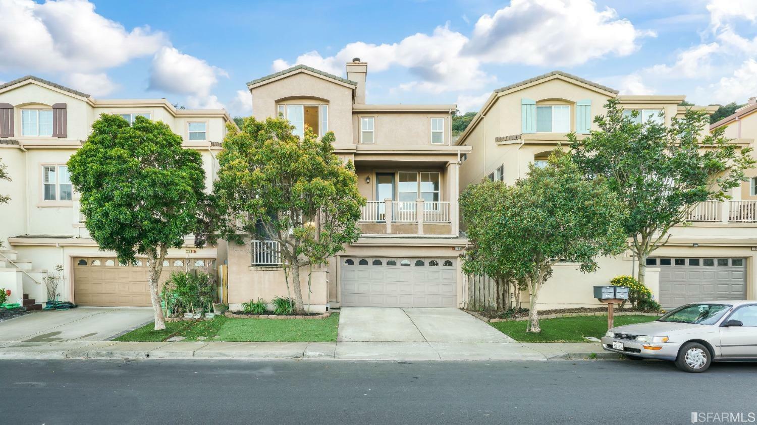 Property Photo:  225 Bay Ridge Drive  CA 94014 