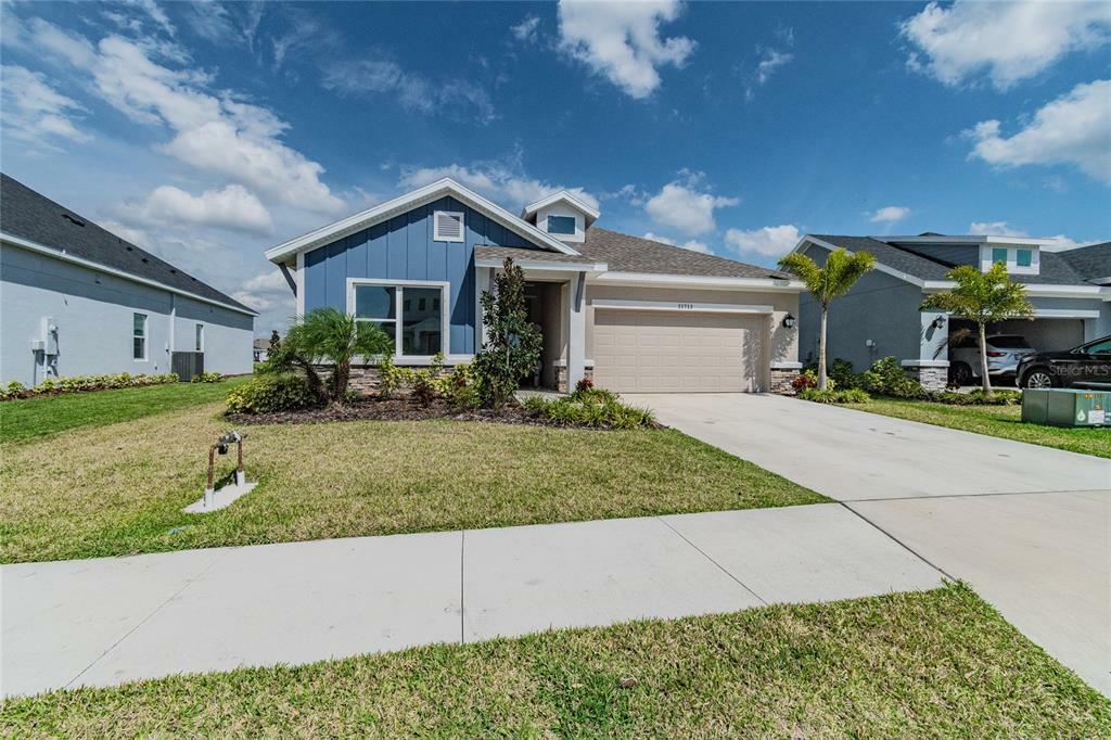 Property Photo:  11713 Richmond Trail  FL 34219 