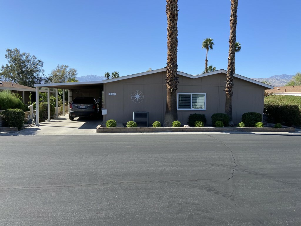 Property Photo:  73450 Country Club Drive 352  CA 92260 