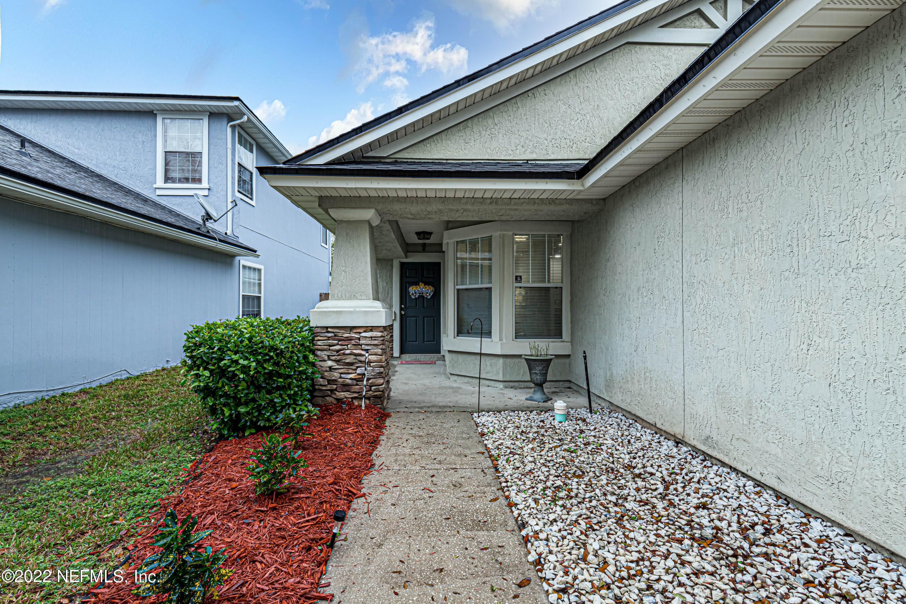 Property Photo: 725 Skipping Stone Way FL 32065
