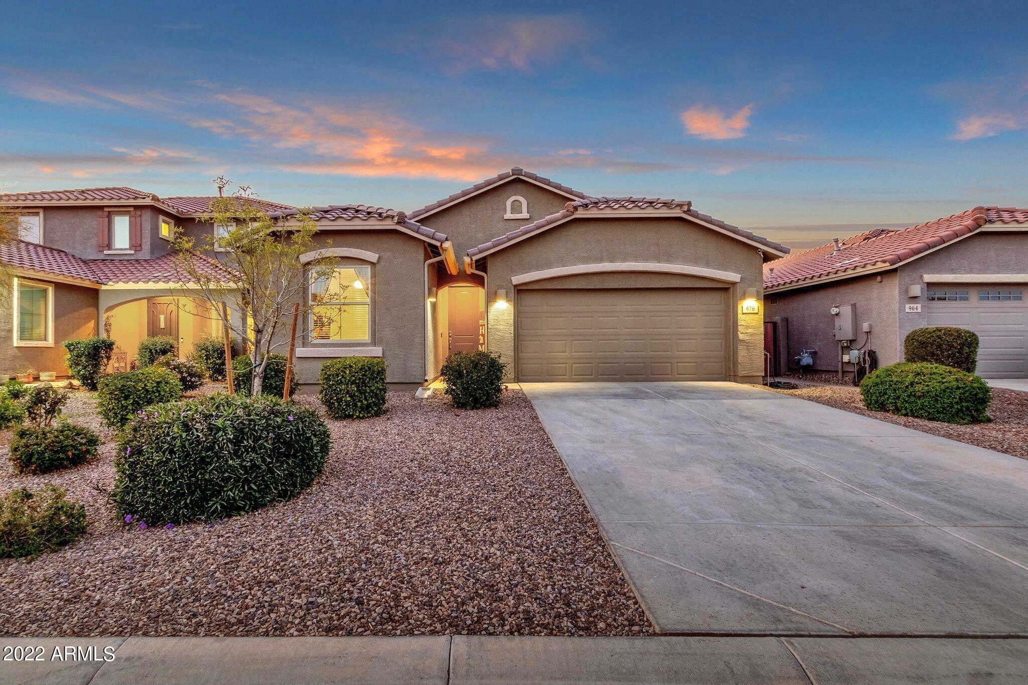 Property Photo:  976 W Hot Springs Trail  AZ 85140 