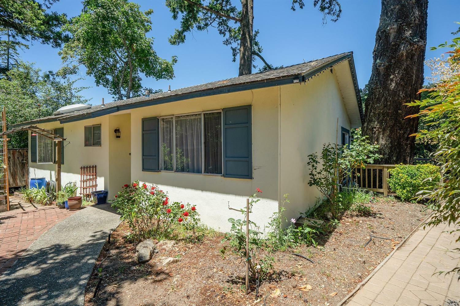 Property Photo:  84 86 Sanchez Road  CA 94933 