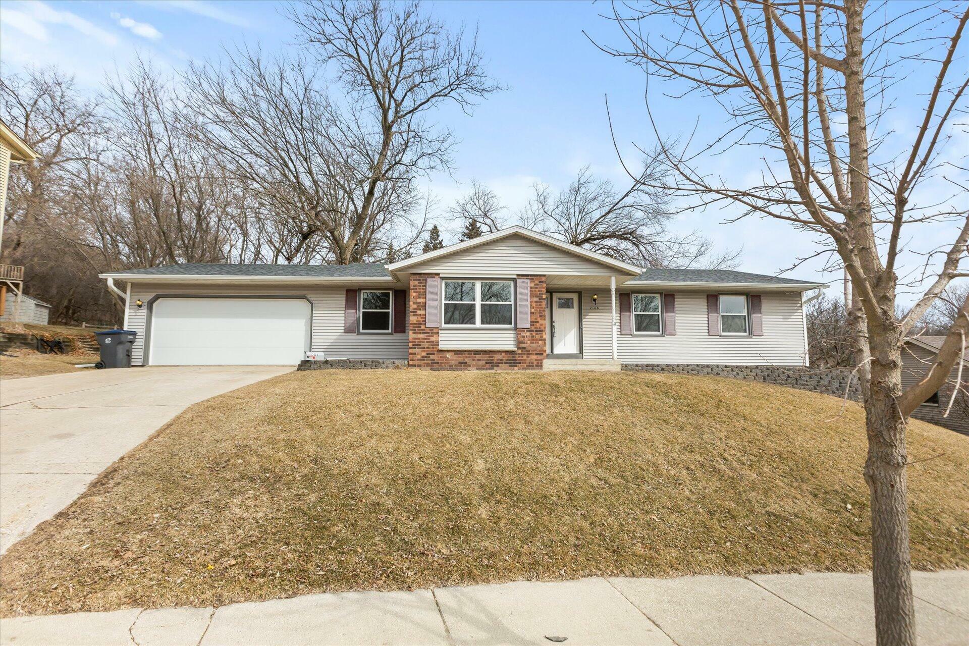 Property Photo: 2108 Harris-Highland Dr WI 53188