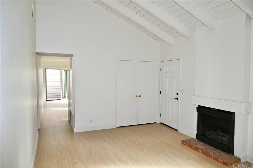 Property Photo:  1 Seamist Court 36  CA 92663 