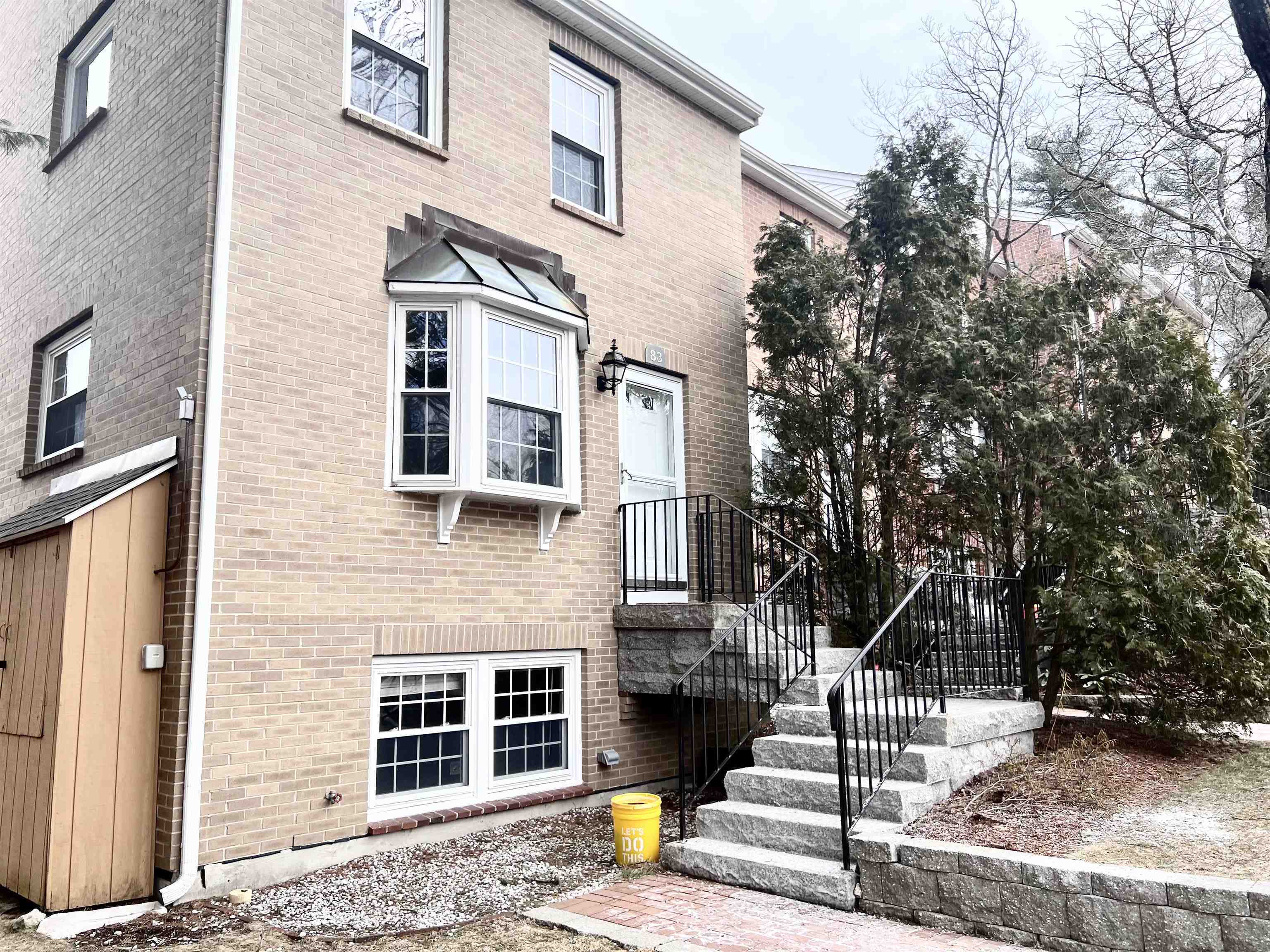Property Photo: 83 Derryfield Court NH 03104