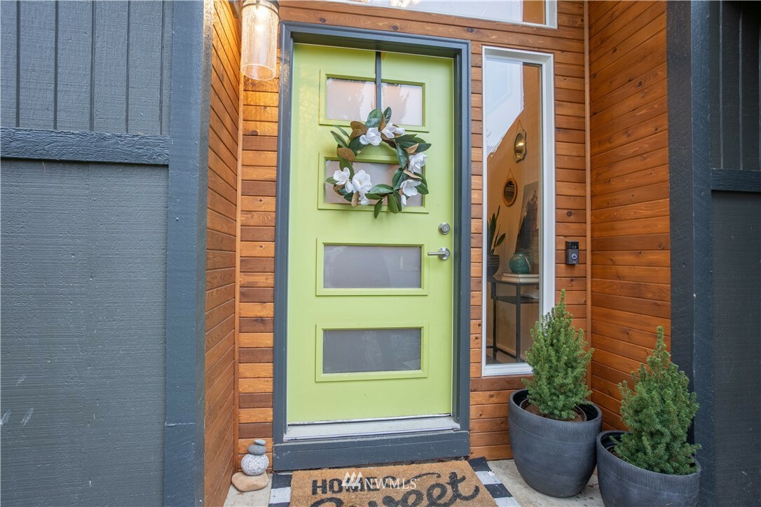 Property Photo: 2710 24th Avenue Ct SE WA 98374