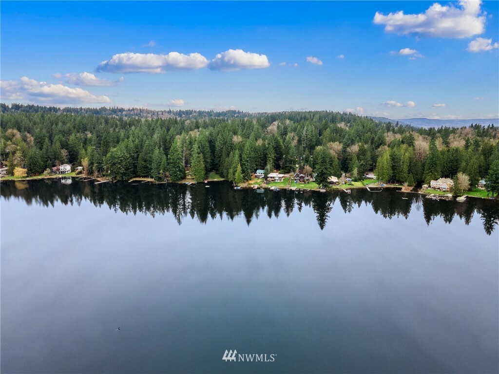 Property Photo:  3611 E Ames Lake Lane NE  WA 98053 