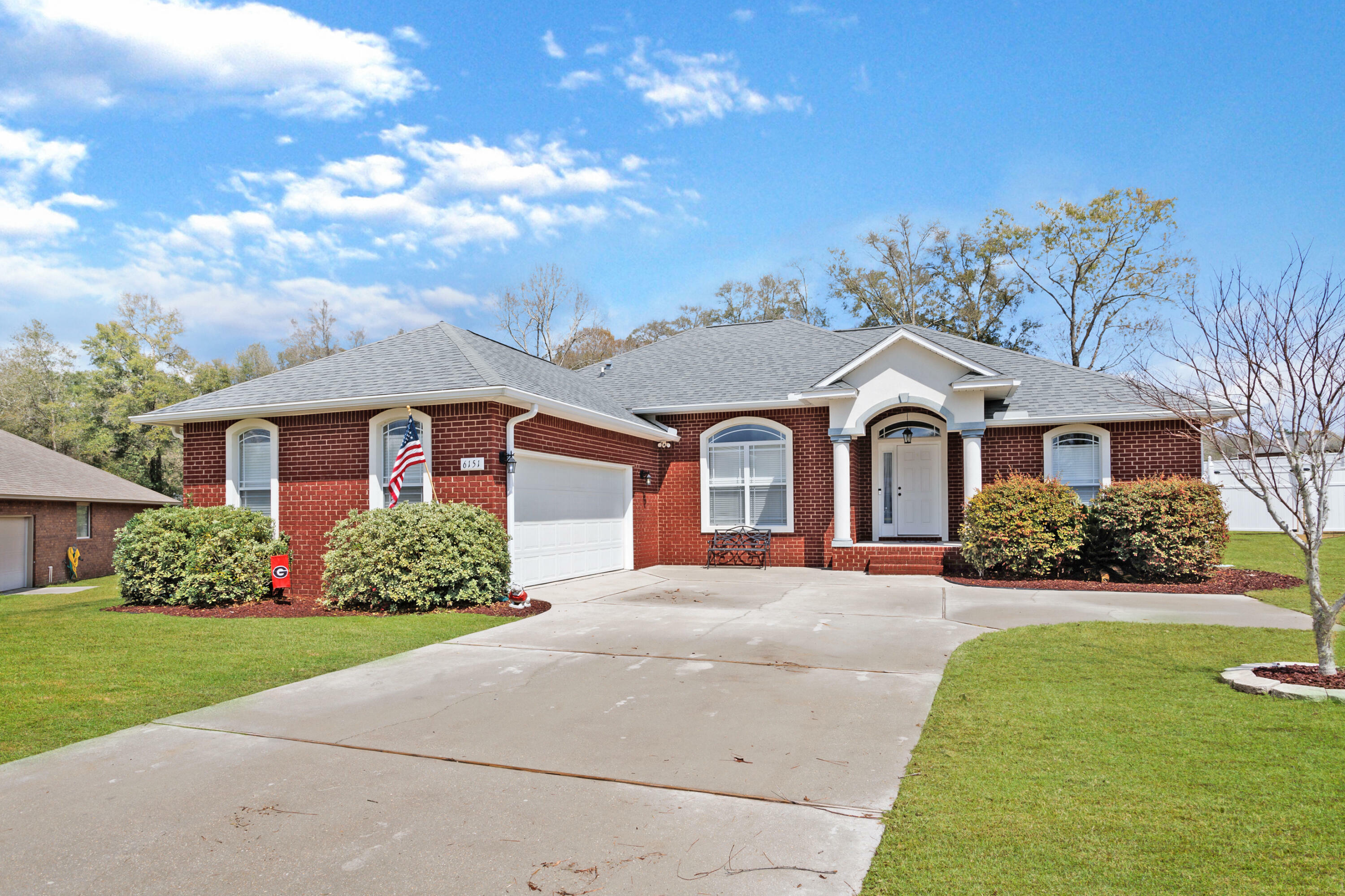 Property Photo: 6151 Brickhill Court FL 32536