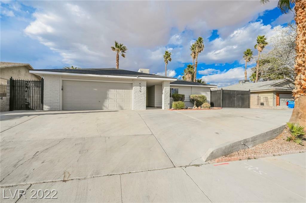 Property Photo:  4474 Dennis Way  NV 89121 