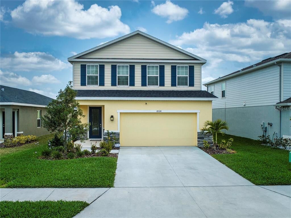 Property Photo: 8524 Rain Lily Crossing FL 34219