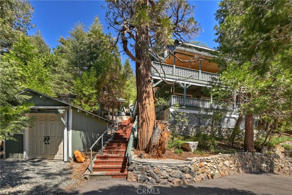 Property Photo:  195 Golf Course Road  CA 92352 