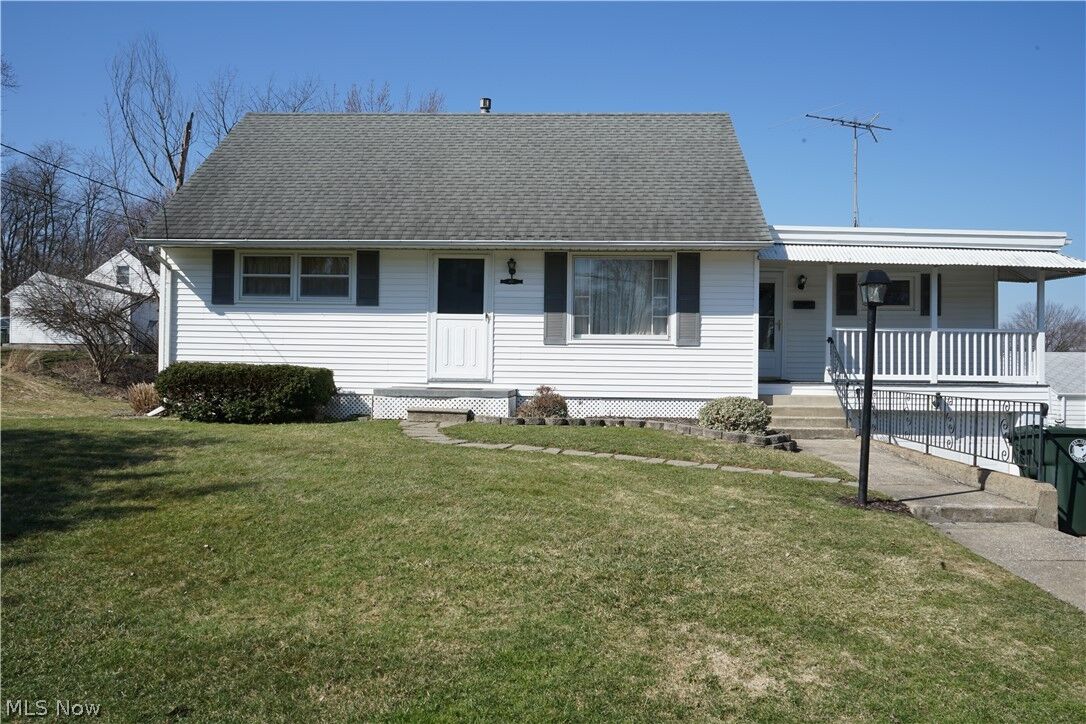 Property Photo:  4017 Vernon Avenue NW  OH 44709