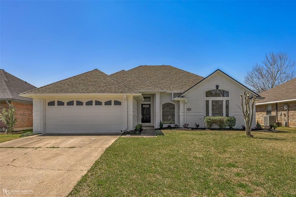 Property Photo:  5735 Bluebonnett Drive  LA 71112 