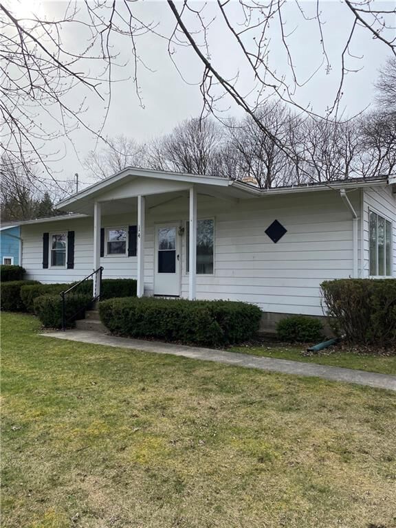 Property Photo: 14 Sprucewood Drive NY 14456