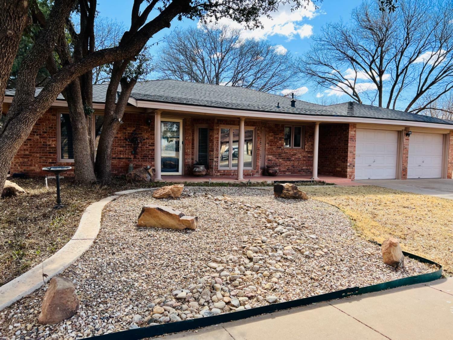 Property Photo: 8105 Utica Avenue TX 79424
