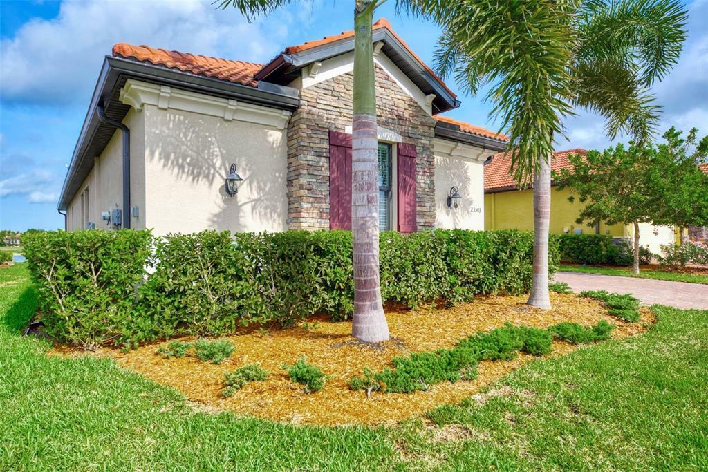 Property Photo: 23503 Waverly Circle FL 34293