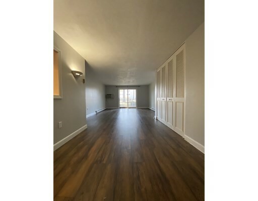 Property Photo:  46 Greentree 16  MA 02190 