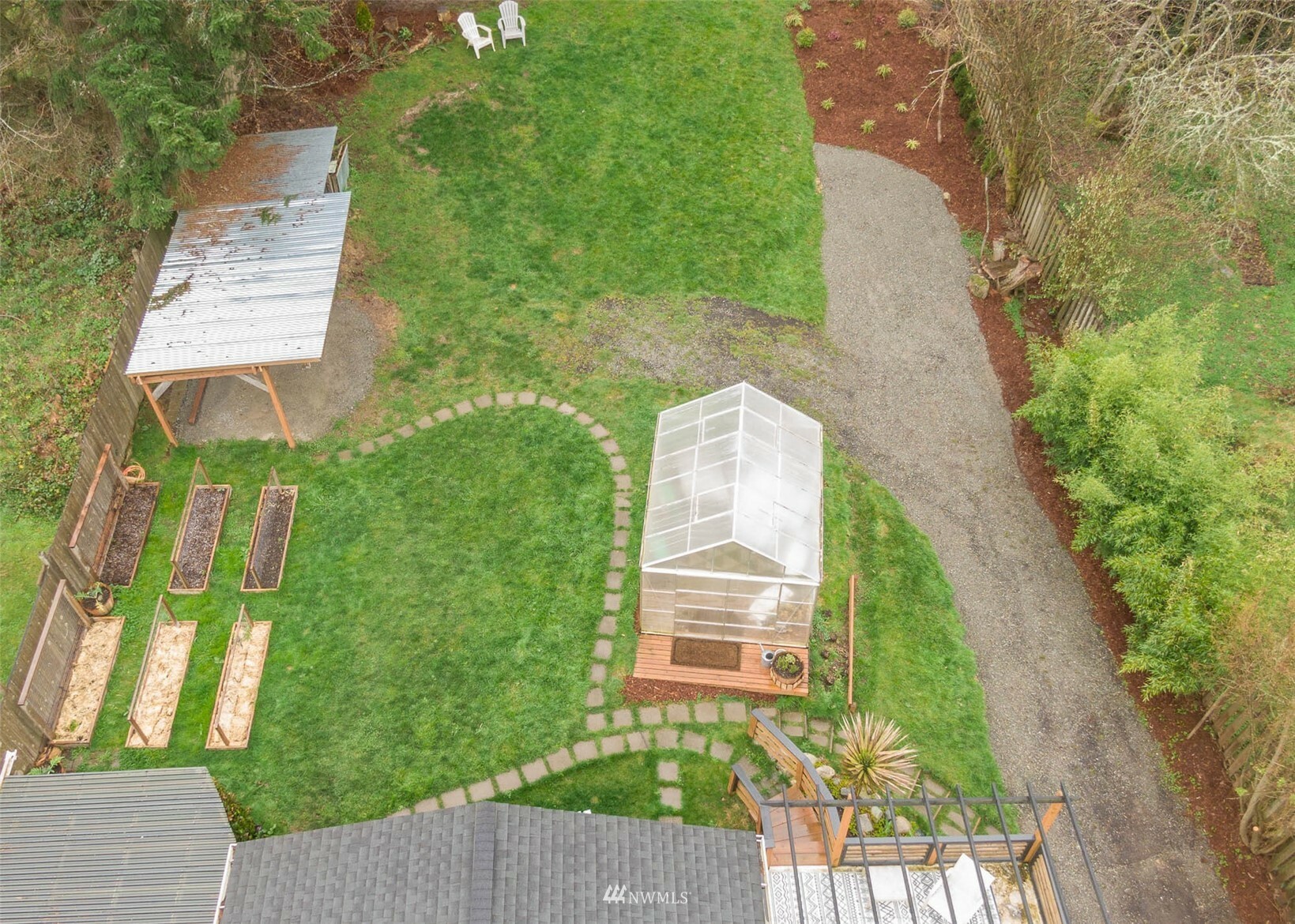 Property Photo:  10203 SW Bank Road  WA 98070 