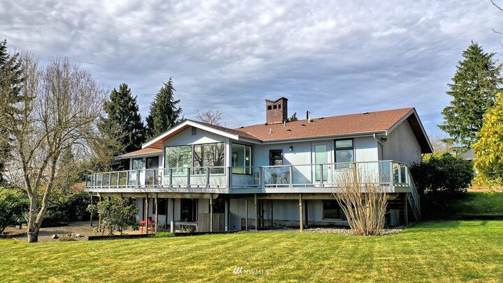 Property Photo:  1503 Holly Vista Drive  WA 98290 