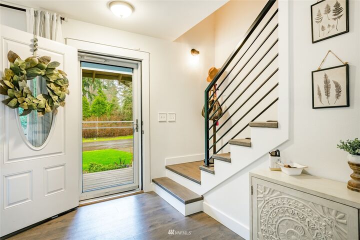 Property Photo:  2250 Bayview Avenue  WA 98230 