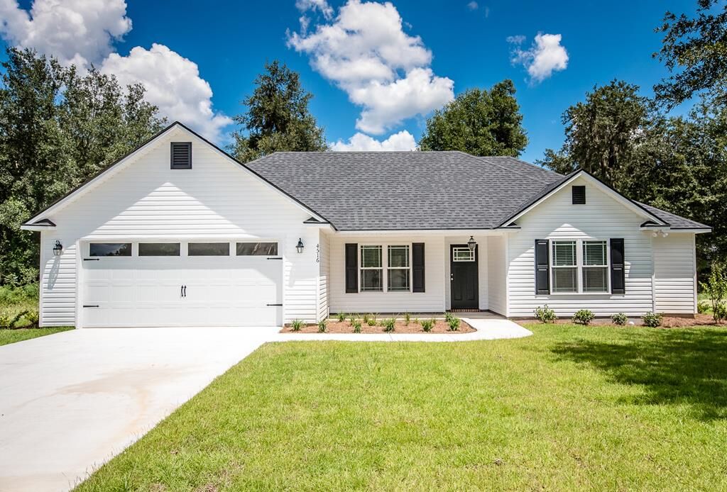 Property Photo:  99 Trail Of Hawk  GA 31643 