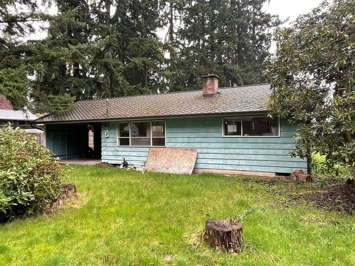 Property Photo: 23005 64th Avenue W WA 98043