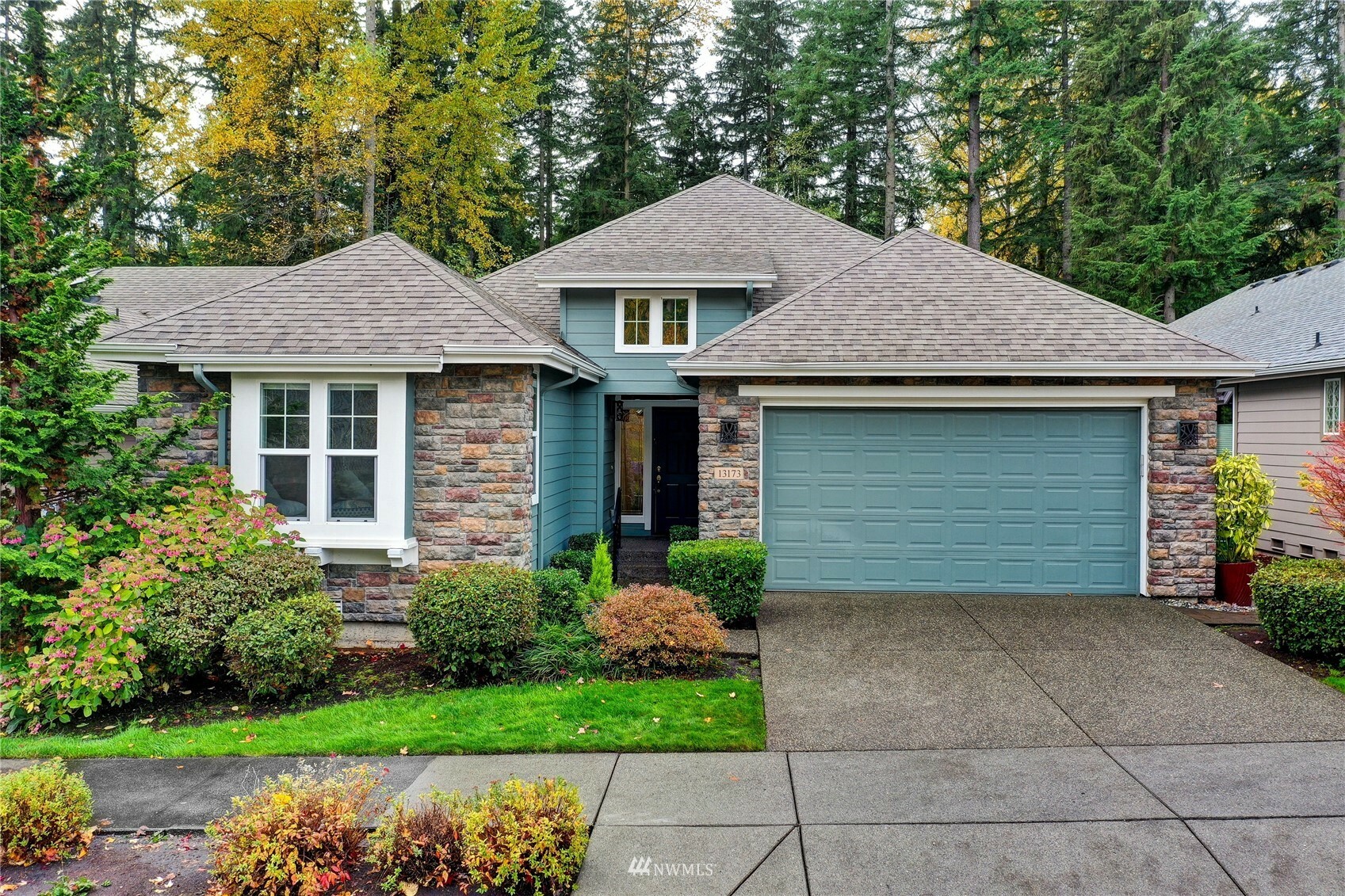 Property Photo:  13173 Adair Creek Way NE  WA 98053 