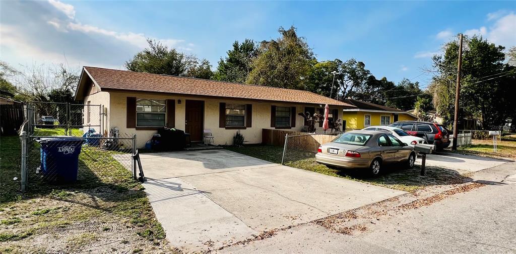 Property Photo: 9802 N 10th Street FL 33612