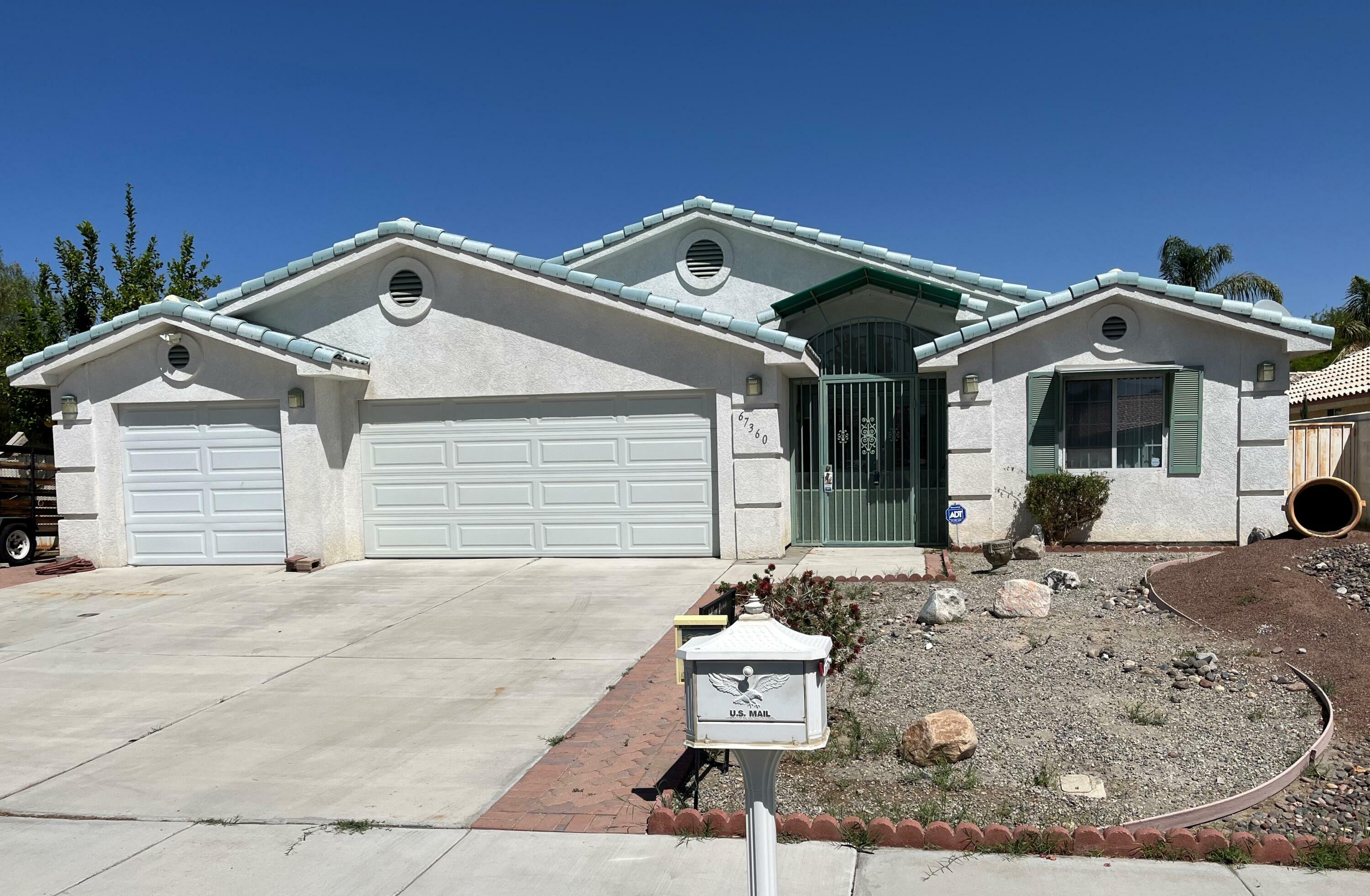 Property Photo:  67360 Medano Road  CA 92234 