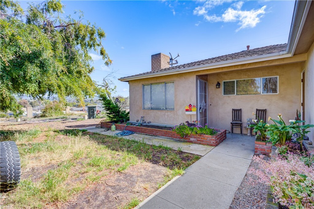 Property Photo: 600 Tierra Street CA 93420