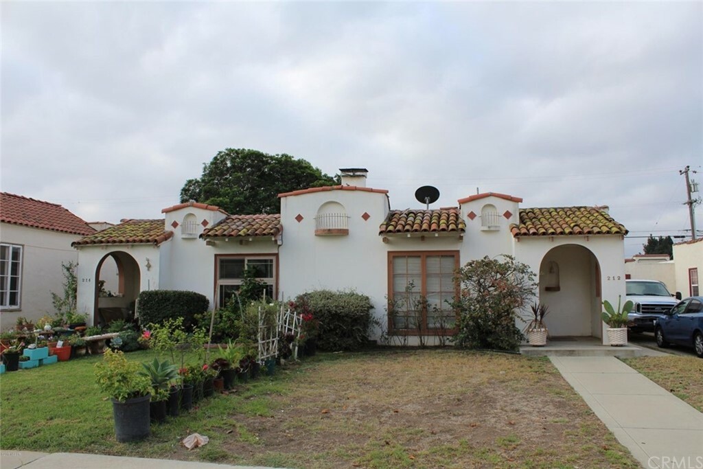 Property Photo:  212 E Tunnell Street  CA 93454 