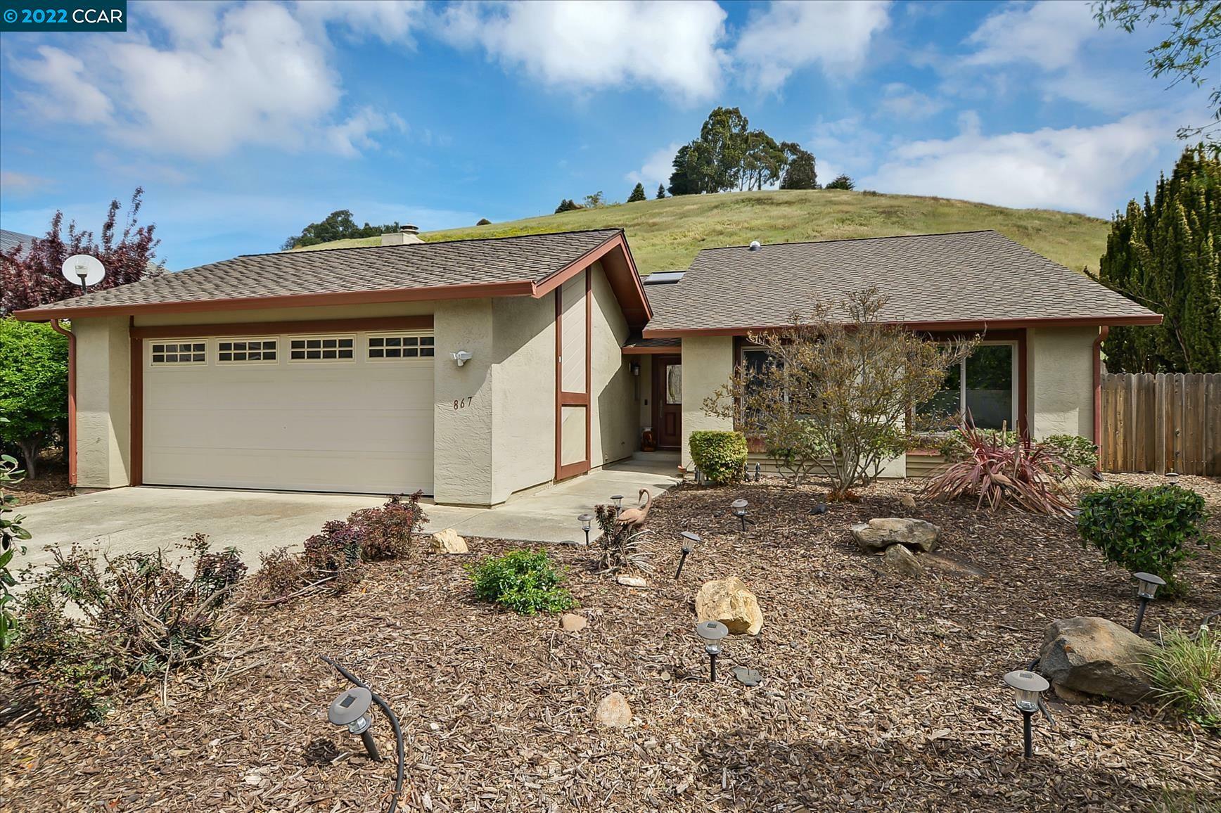 Property Photo:  867 Corcoran Ct  CA 94510 