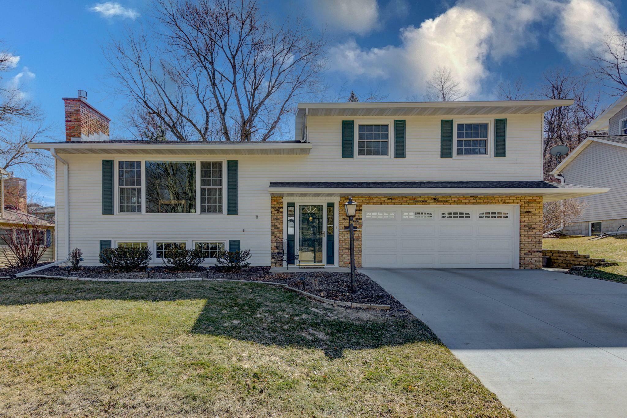 Property Photo: 2220 Valkyrie Drive NW MN 55901