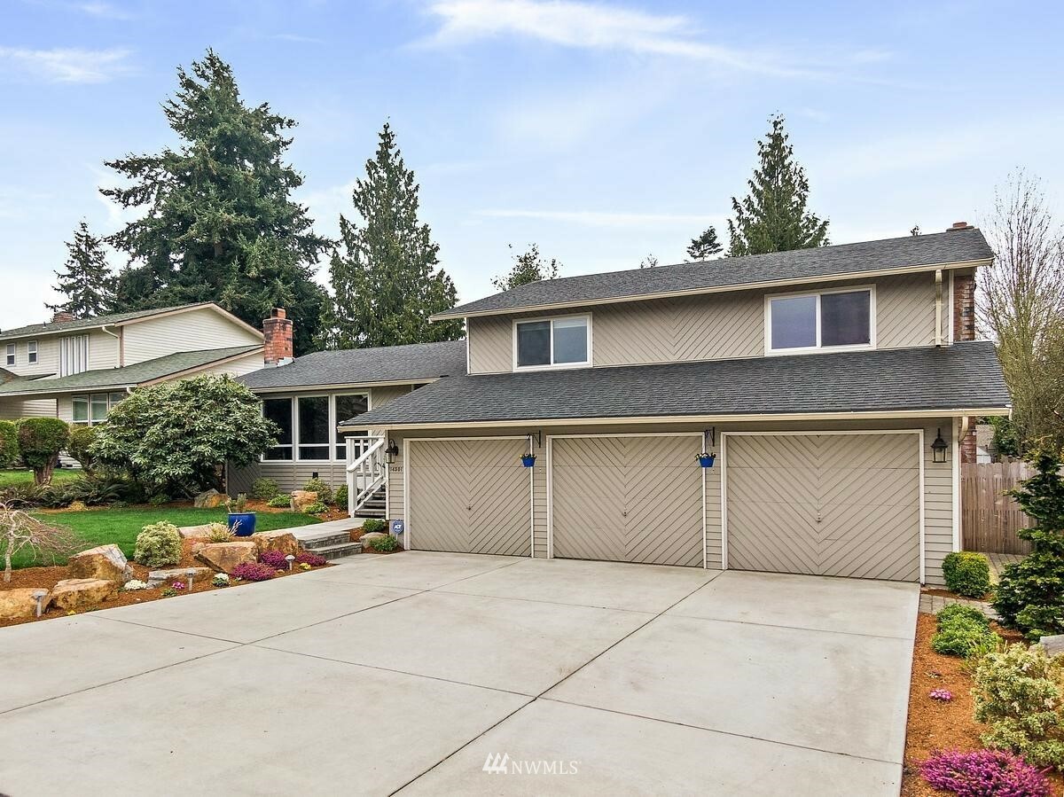 Property Photo:  14501 SE 275th Place  WA 98042 