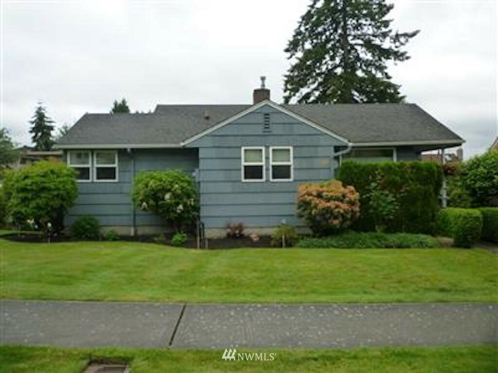 Property Photo:  7026 54th Avenue NE  WA 98115 