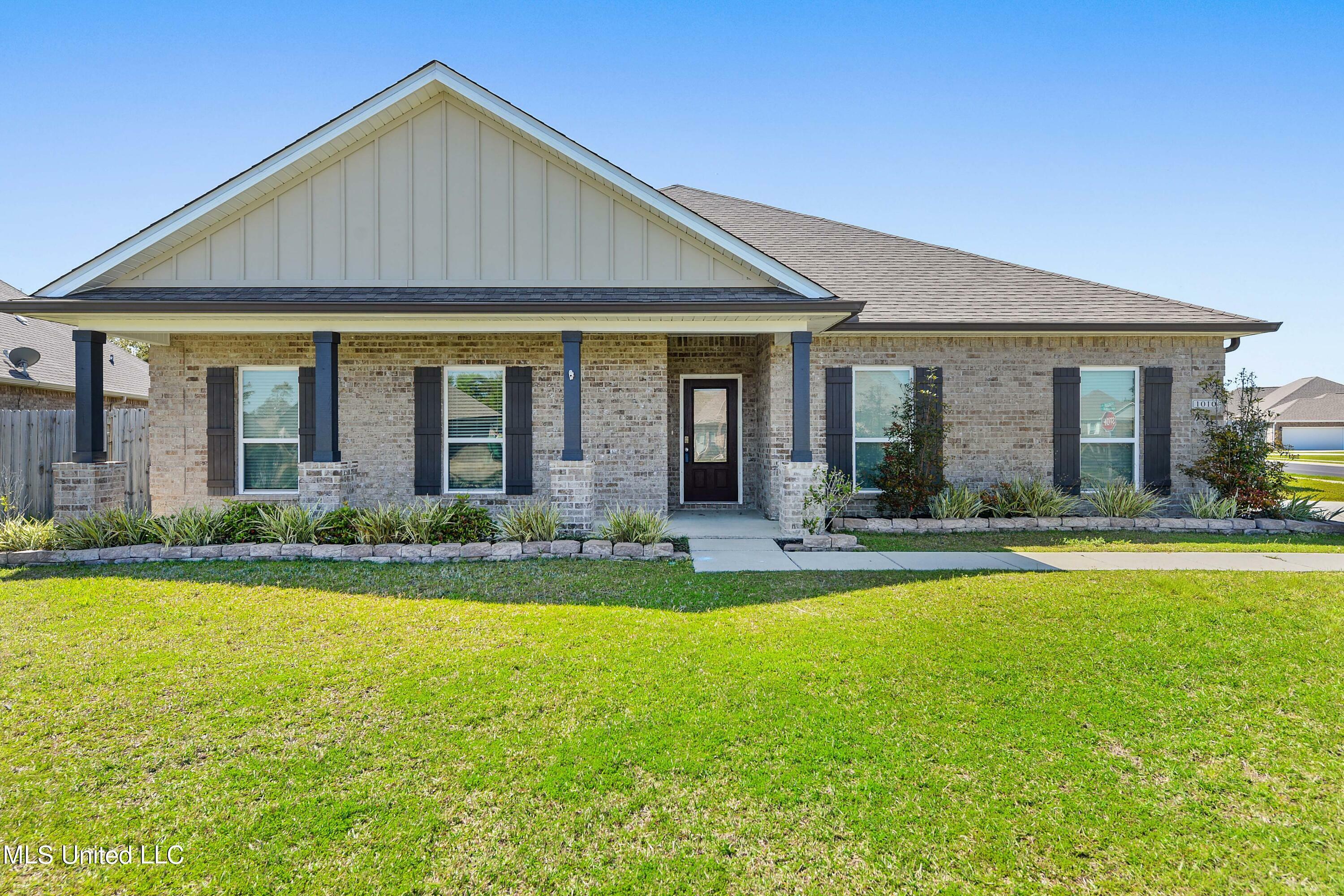 1010 Prairiegrass Court  Ocean Springs MS 39564 photo