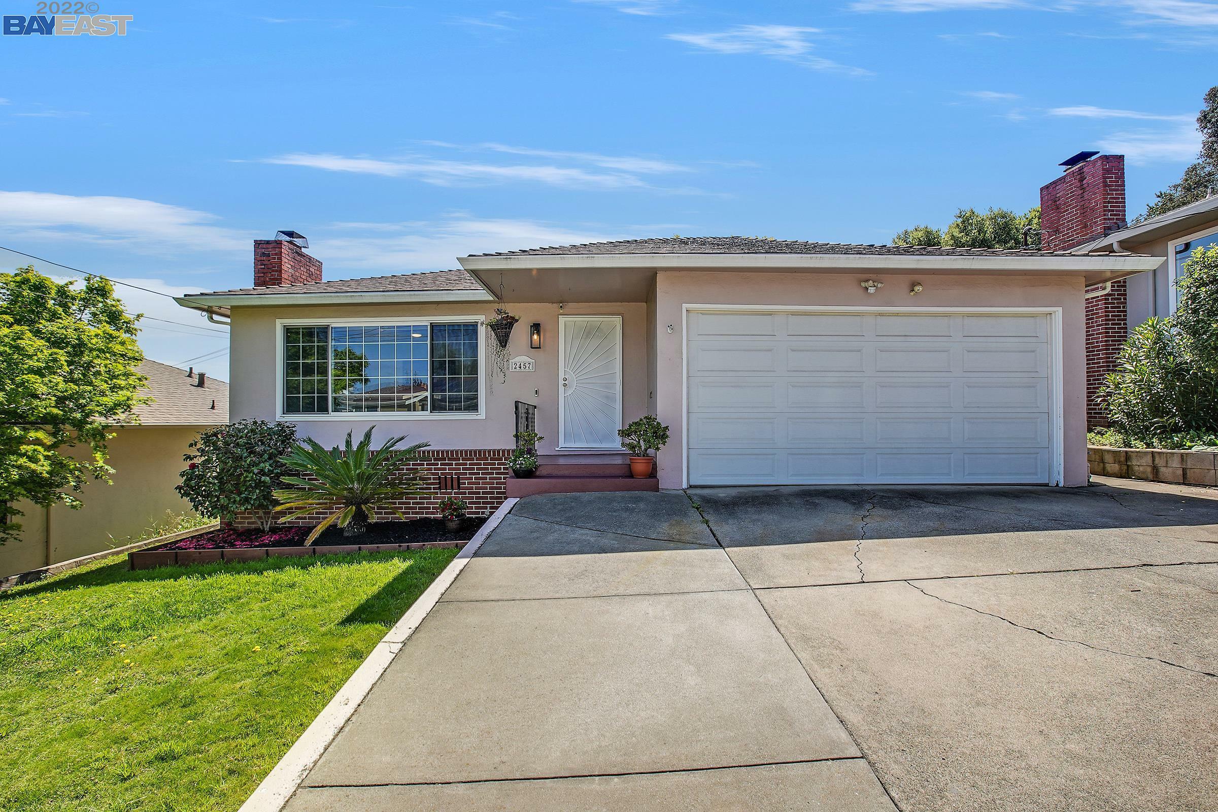 Property Photo:  2457 San Carlos Ave  CA 94546 