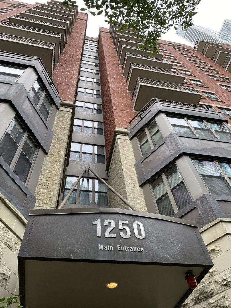 Property Photo: 1250 S Indiana Avenue 905 IL 60605
