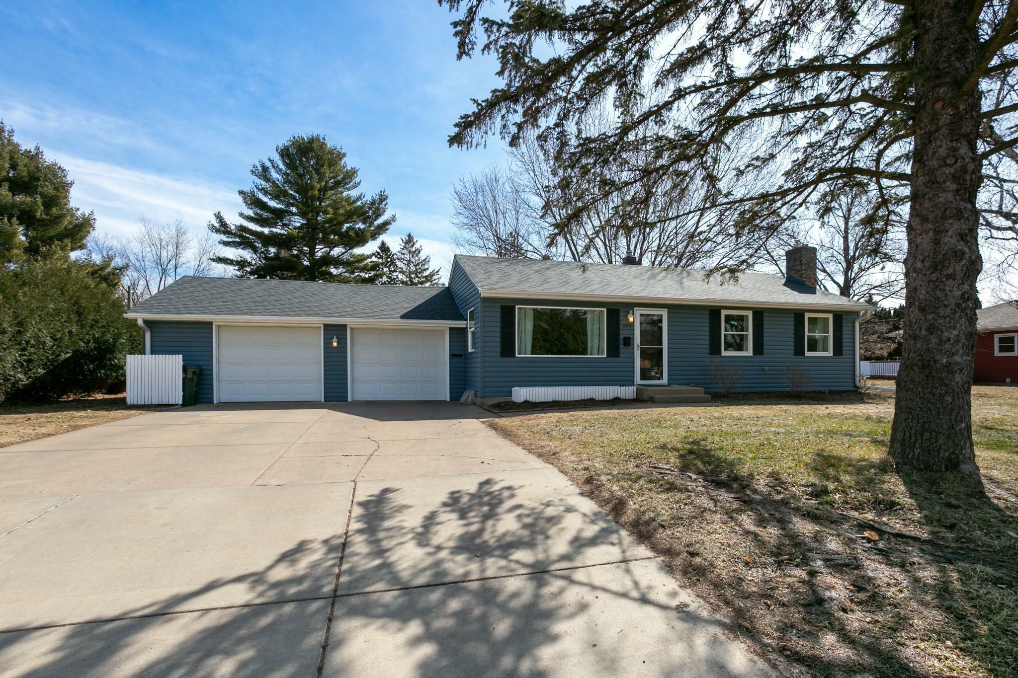 Property Photo:  328 E River Drive  WI 54017 