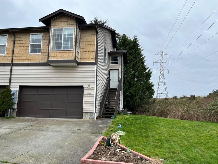 Property Photo: 8822 1st Street SE WA 98258