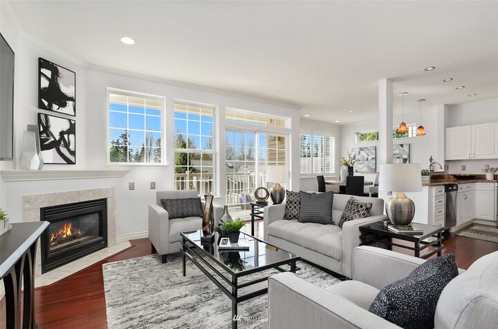 Property Photo: 18670 NE 56th Court WA 98052