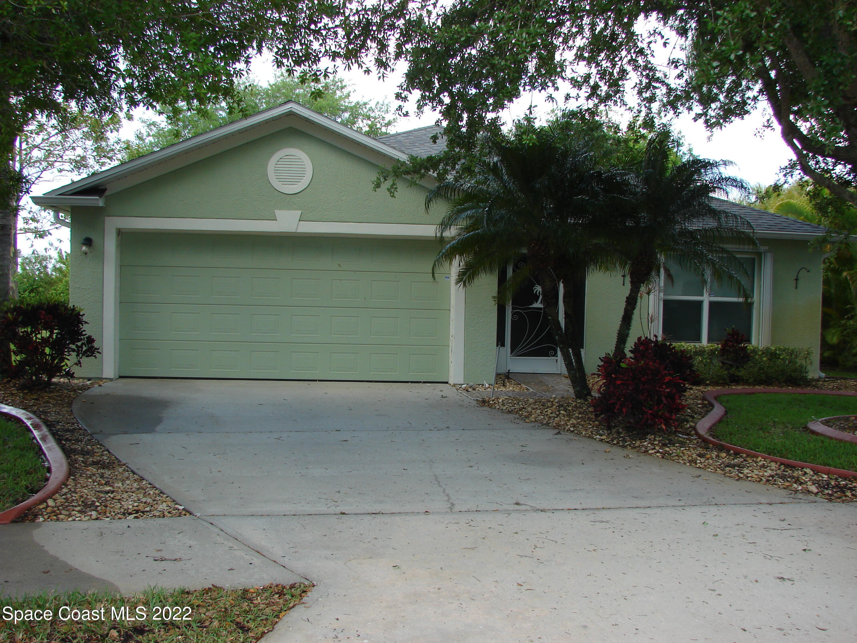 3611 Deer Lakes Drive  Melbourne FL 32940 photo