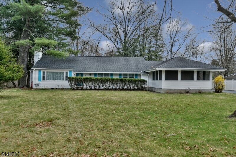 Property Photo: 8 Schelling Ter NJ 07444