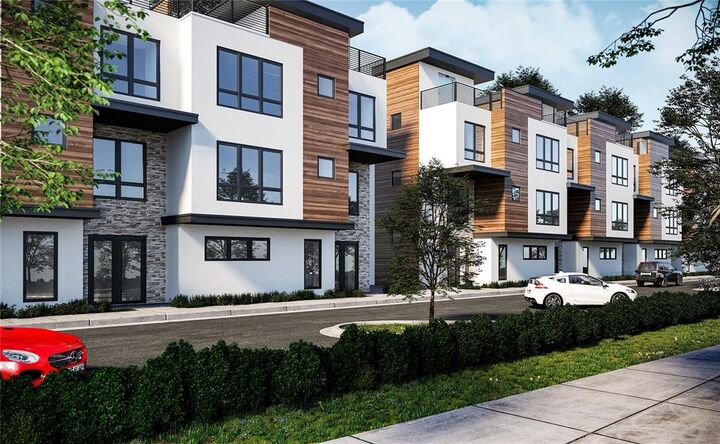 Property Photo:  628 Petit Way  FL 33770 