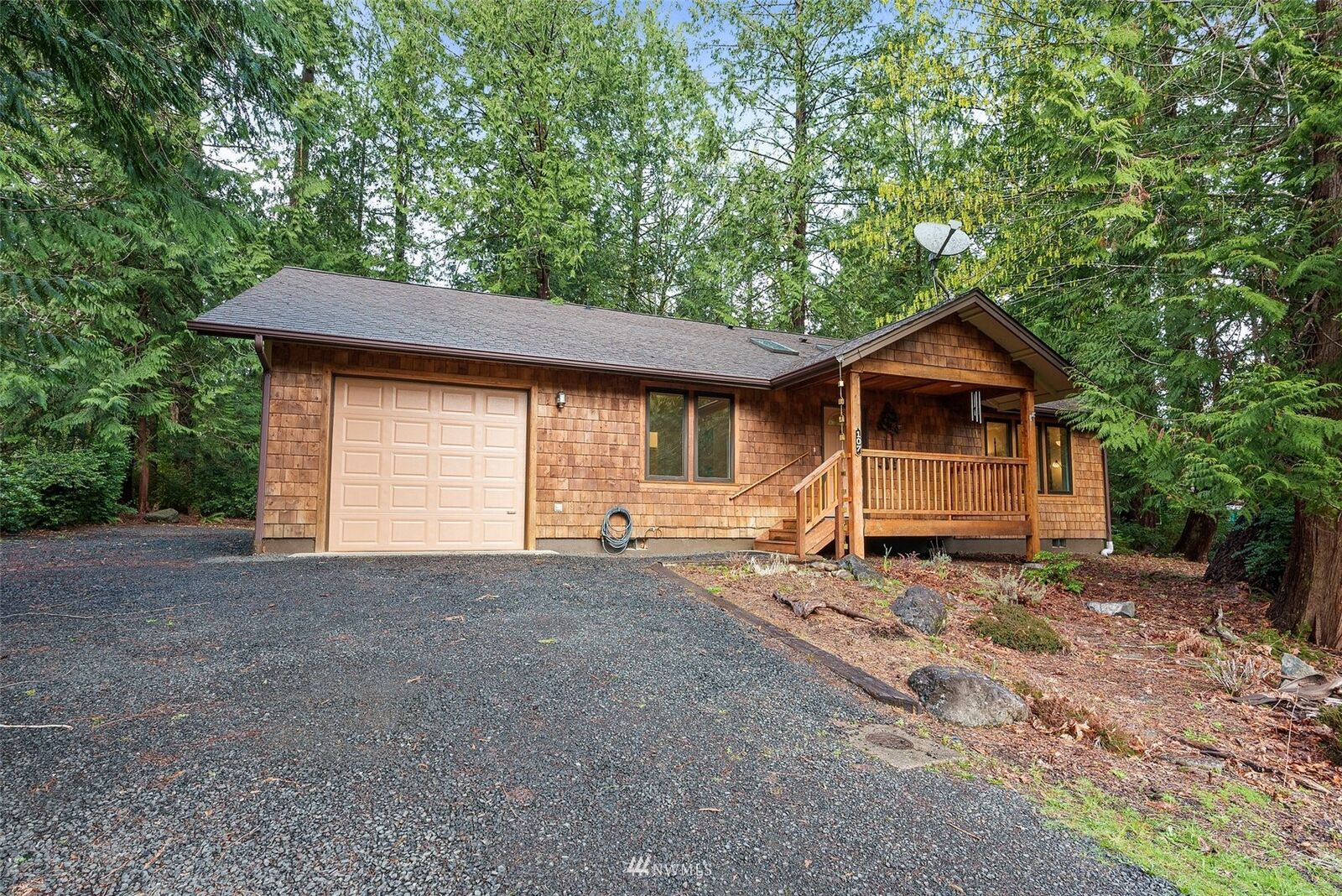 Property Photo:  107 E Liberty Road  WA 98584 