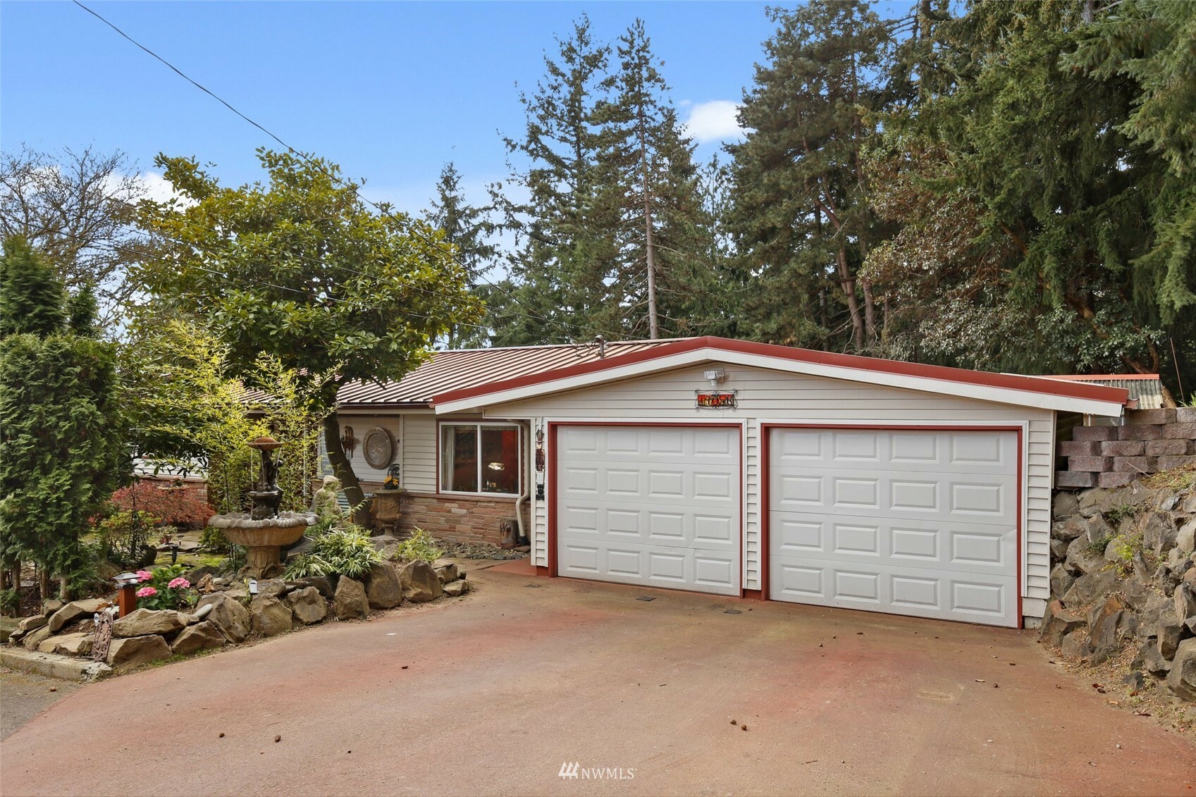 Property Photo:  17056 16th Avenue SW  WA 98166 