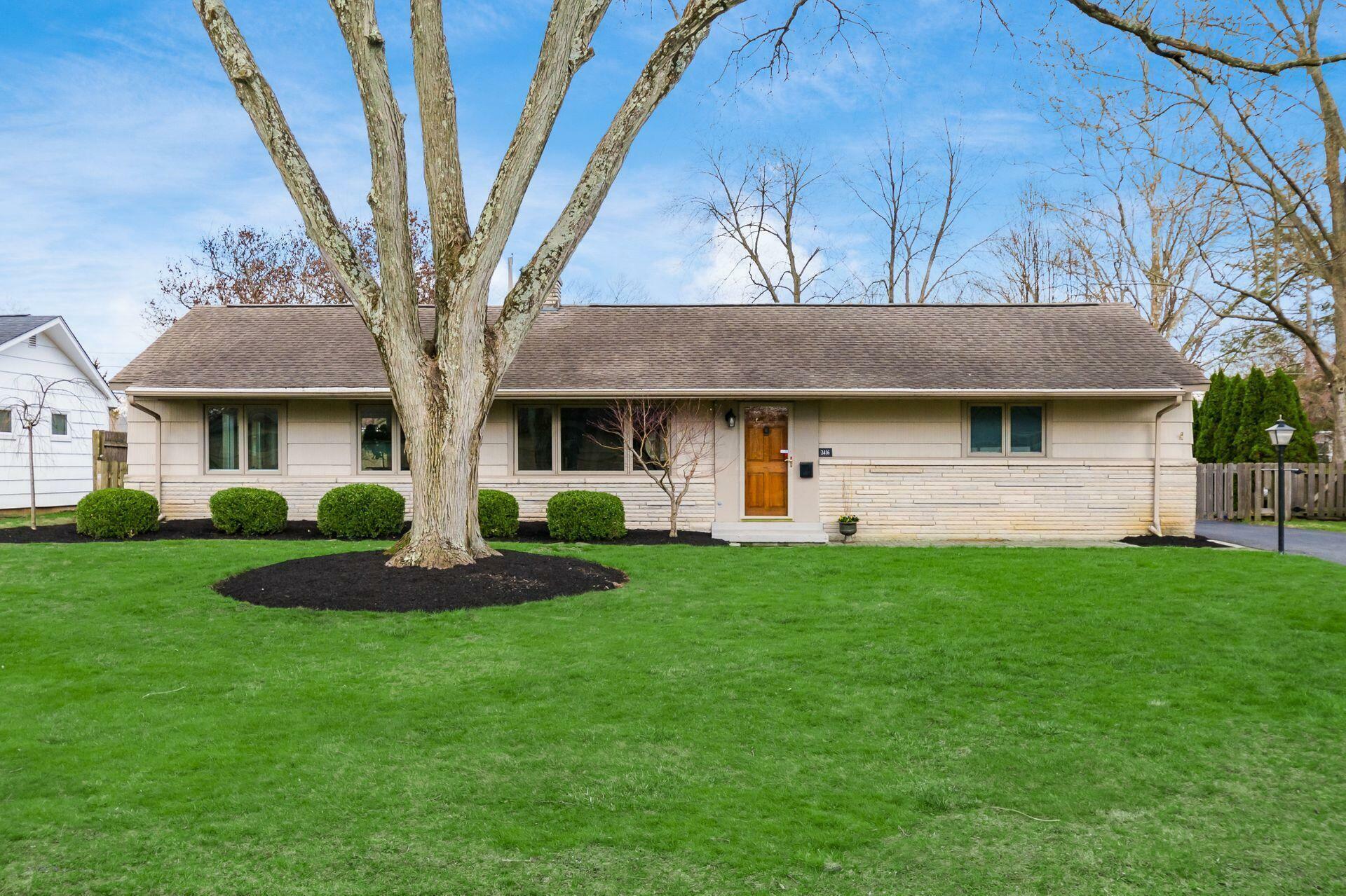Property Photo: 3416 Colchester Road OH 43221