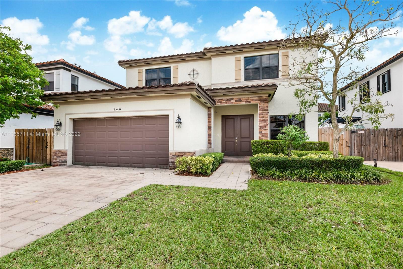 Property Photo:  25257 SW 118th Ave  FL 33032 