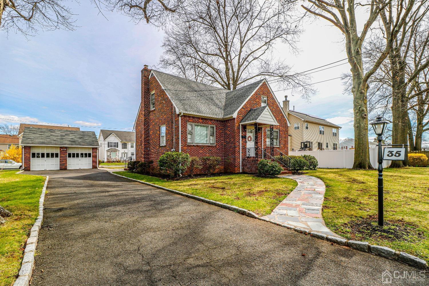 Property Photo:  35 East Street  NJ 07067 